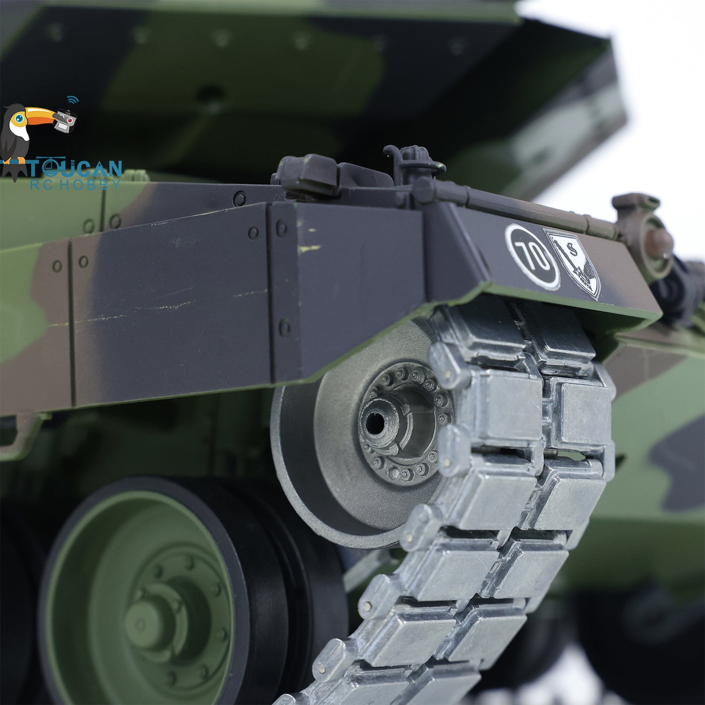 2.4G Henglong 1/16 7.0 Upgrade FPV Leopard2A6 RC Tank 3889 360 Degree Barrel Recoil BB Unit Metal Tracks Sprocket Wheels