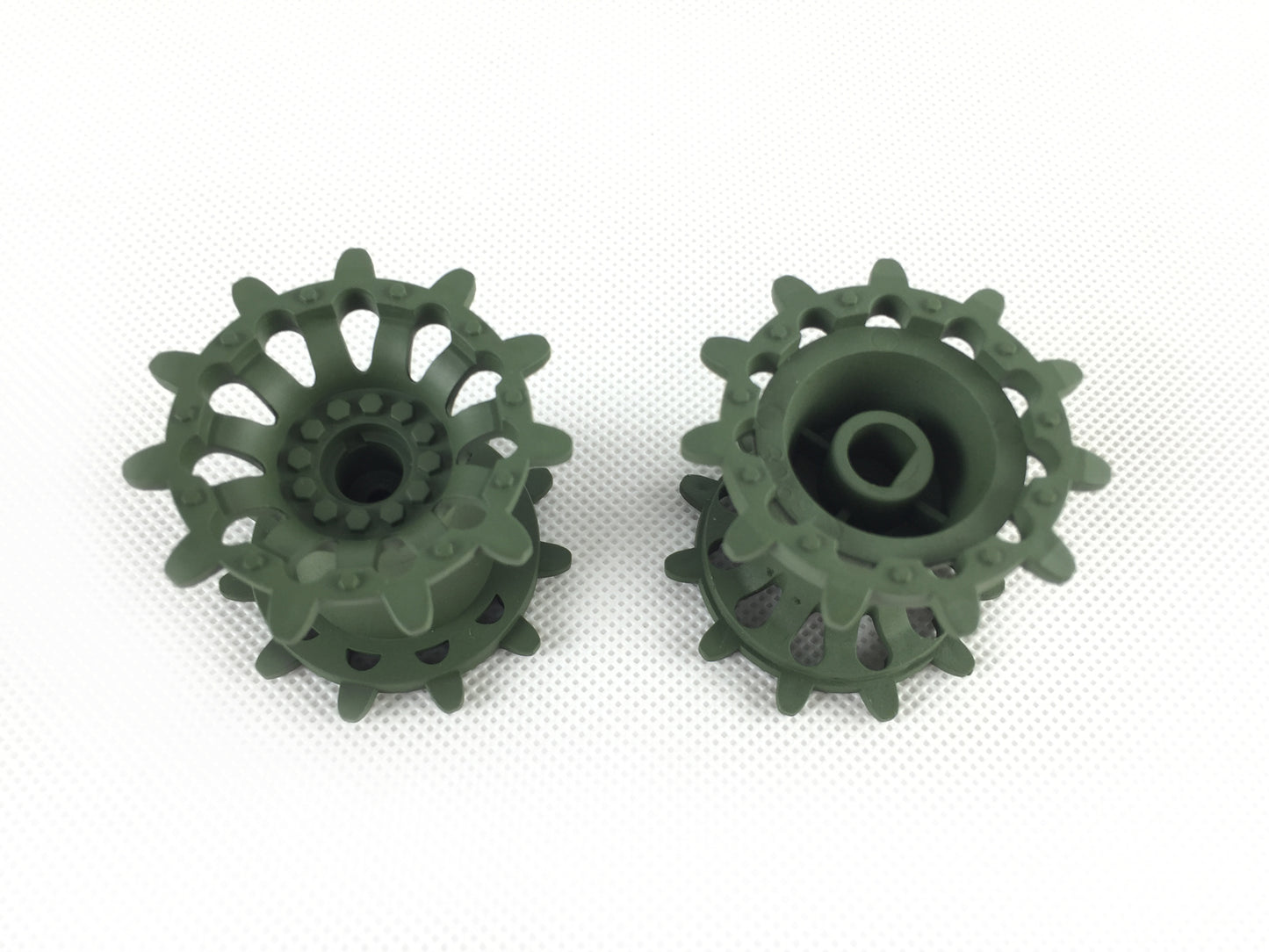 Henglong 1/16 British Challenger II RC Tank 3908 Green Plastic Sprockets Model