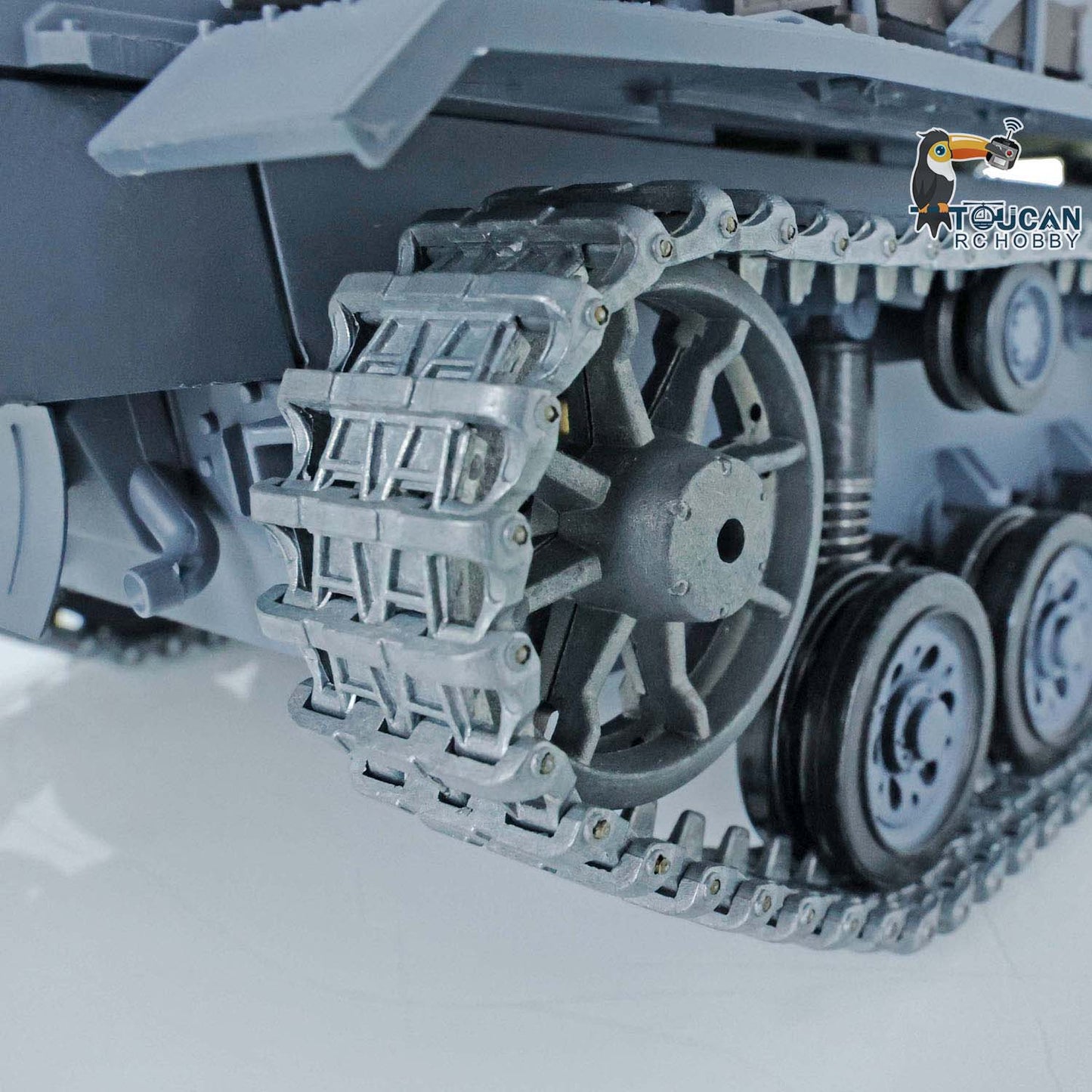 US Stock Henglong 1/16 7.0 3868 PRO German Stug III RTR RC Tank Smoke IR BB 340 Degrees Turret Sound Light Metal Tracks Drive Wheels Model