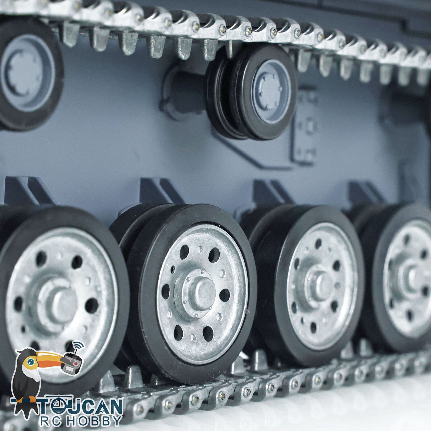 Henglong 1/16 Snow 7.0 Customized Panzer III L RTR RC Tank 3848 Metal Tracks Road Wheels 360 Degree Turret Rotation Infrared Combating System