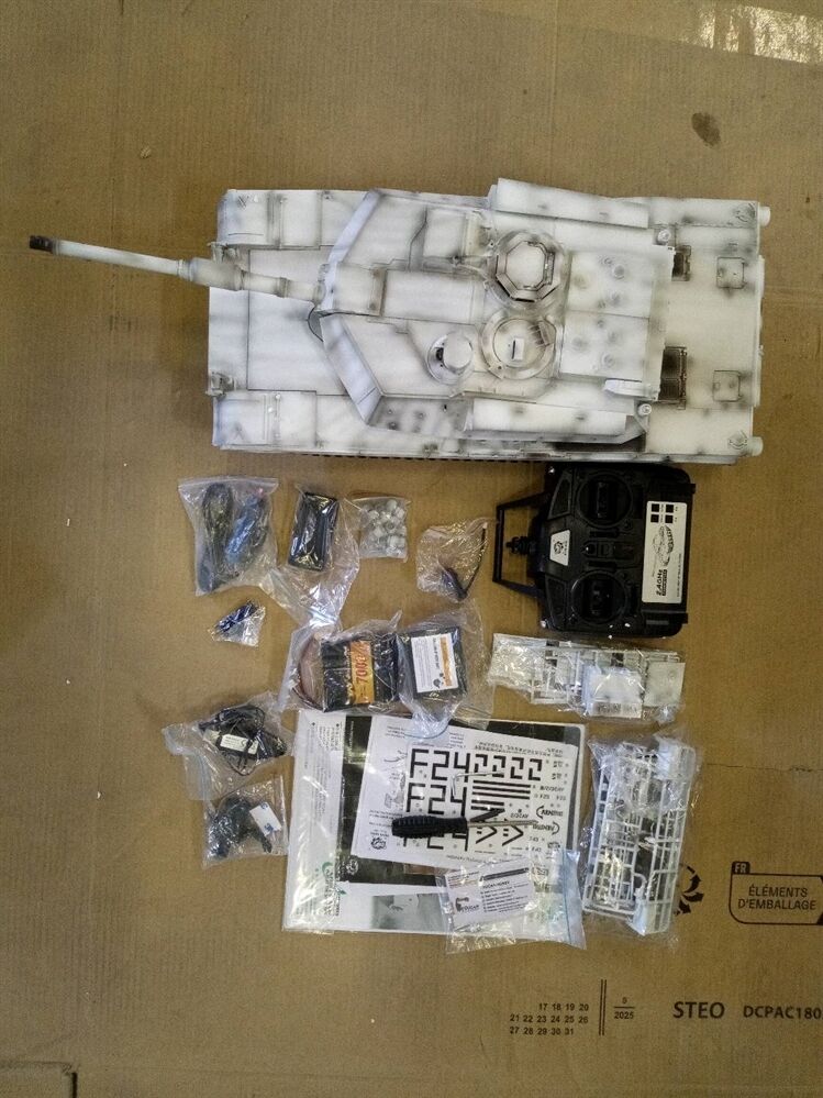 Fast Free Shipping Second Hand EU Stock 1:16 Henglong RTR RC Tank Pro 7.0 Tiger I 3818 FPV Hand Spray Painting Color