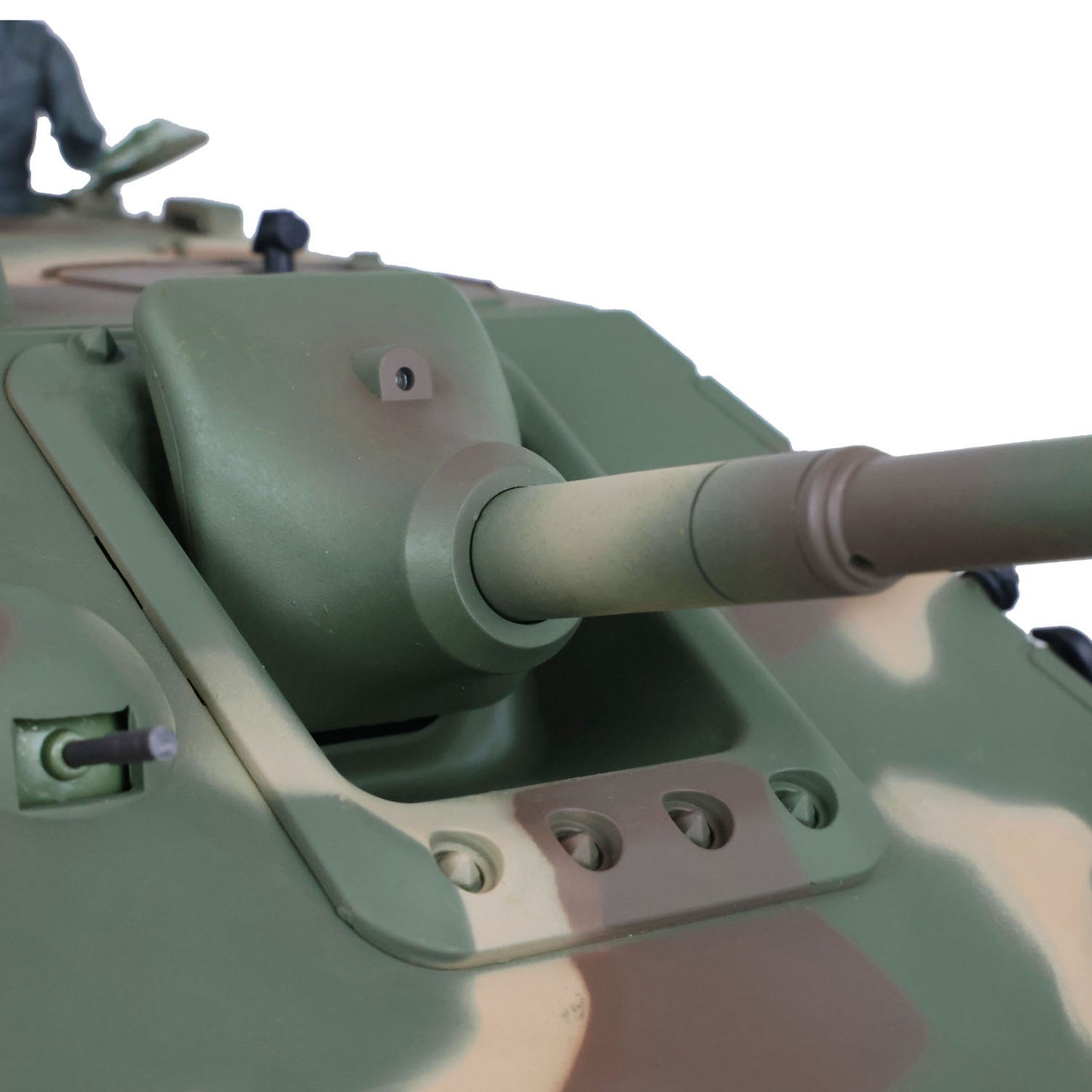 Henglong 1/16 7.0 Plastic Jadpanther 3869 RTR RC Tank FPV Infrared Combating System BB Shooting Smoke Unit Steel Gearbox Metal Barrel