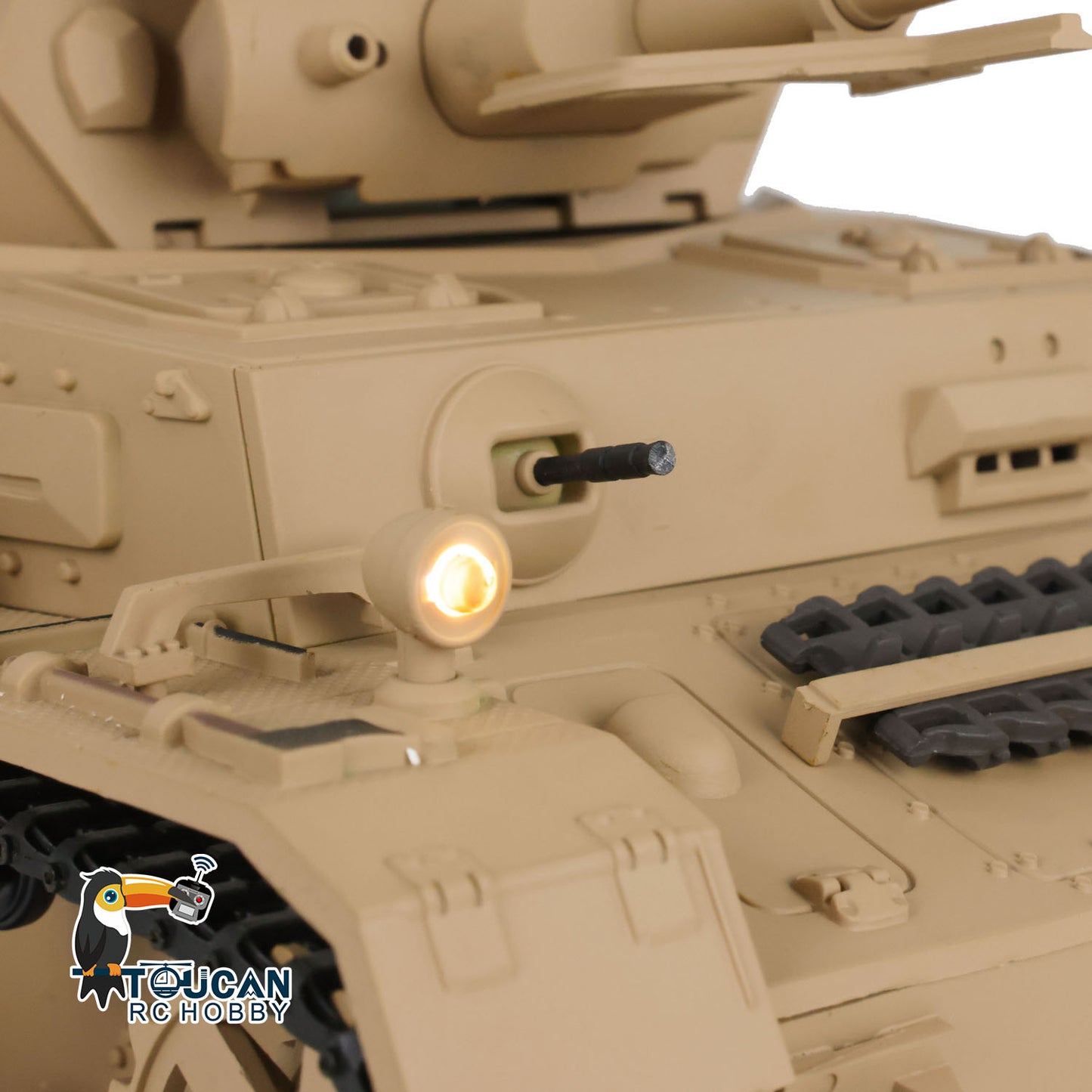 2.4G Henglong 1/16 TK7.0 RC Tank Panzer IV F Remote Control Tank 3858 w/ 360 Degrees Rotating Turret FPV Camera BB Shooting