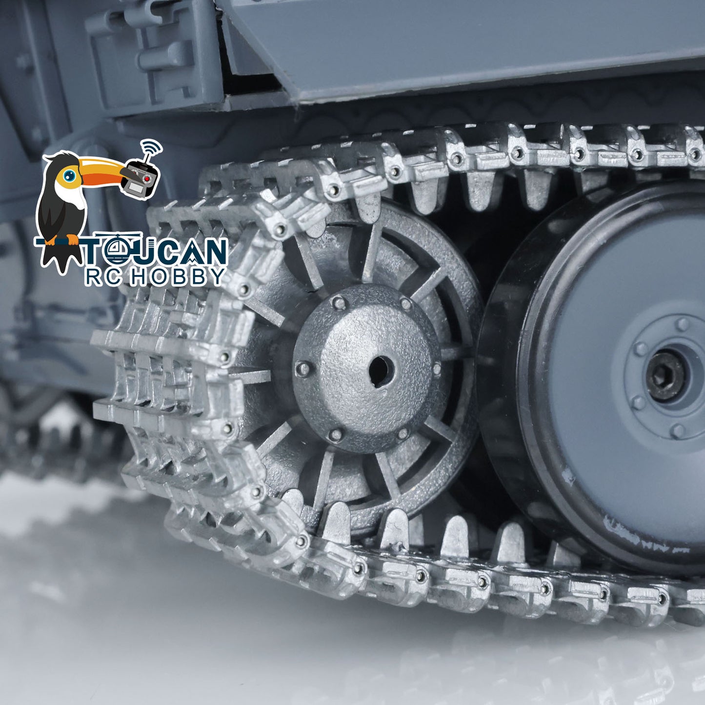 Henglong 1/16 Promotion TK7.0 German Tiger I RTR RC Tank 3818 Special Spray Painting with Metal Tracks Sprockets Idlers Wheels Gearbox