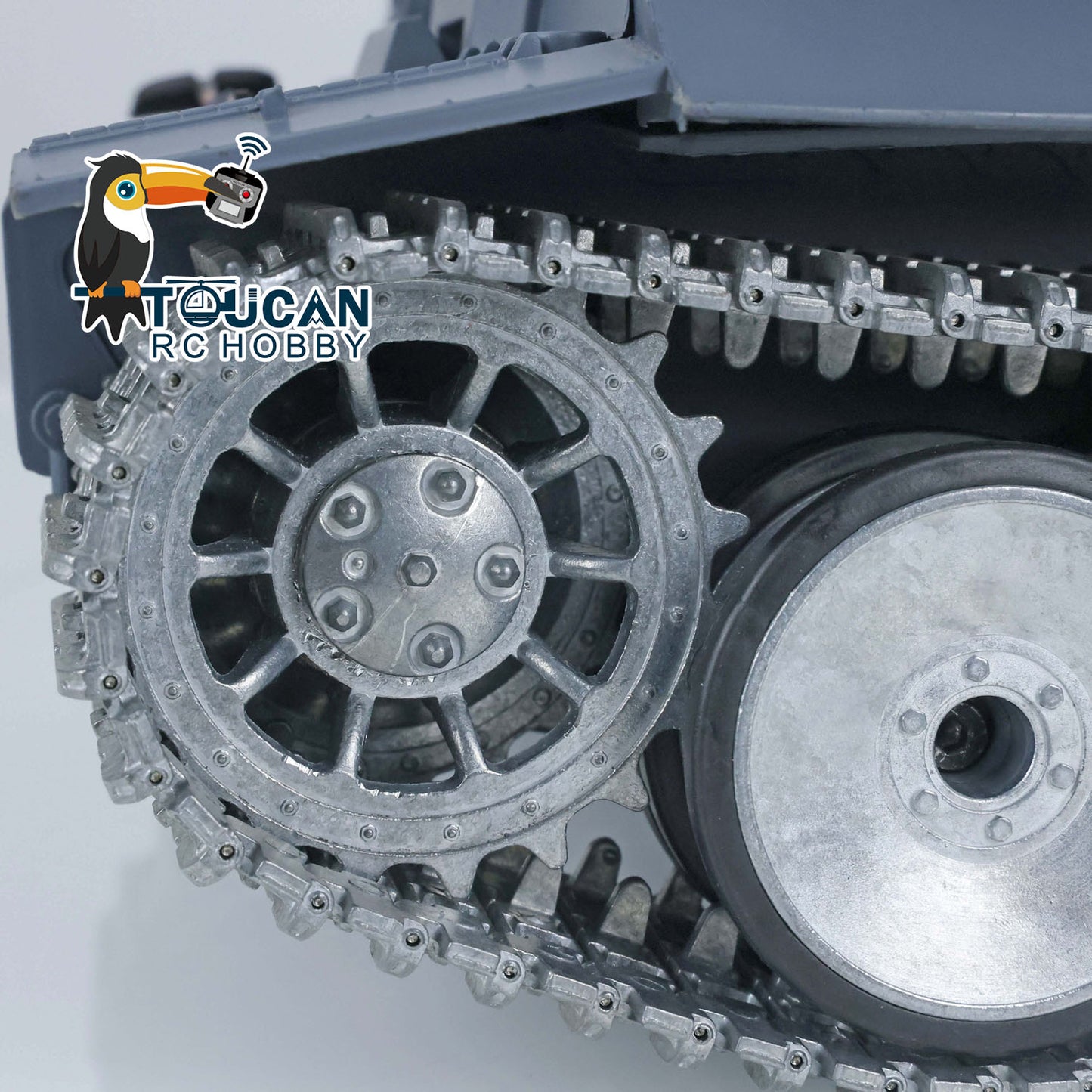 Henglong 1/16 TK7.0 3818 Tiger I RTR RC Tank with FPV 360 Degrees Turret Barrel Recoil Smoke 