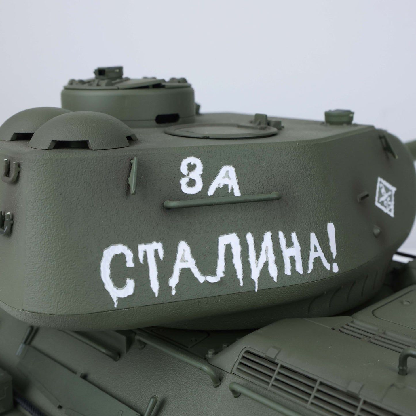 US Stock 2.4Ghz Henglong 1/16 Scale 7.0 Upgraded Soviet T34/85 3909 RTR RC Tank Model BB Infrared Metal Barrel Tracks Drive Idler Wheels