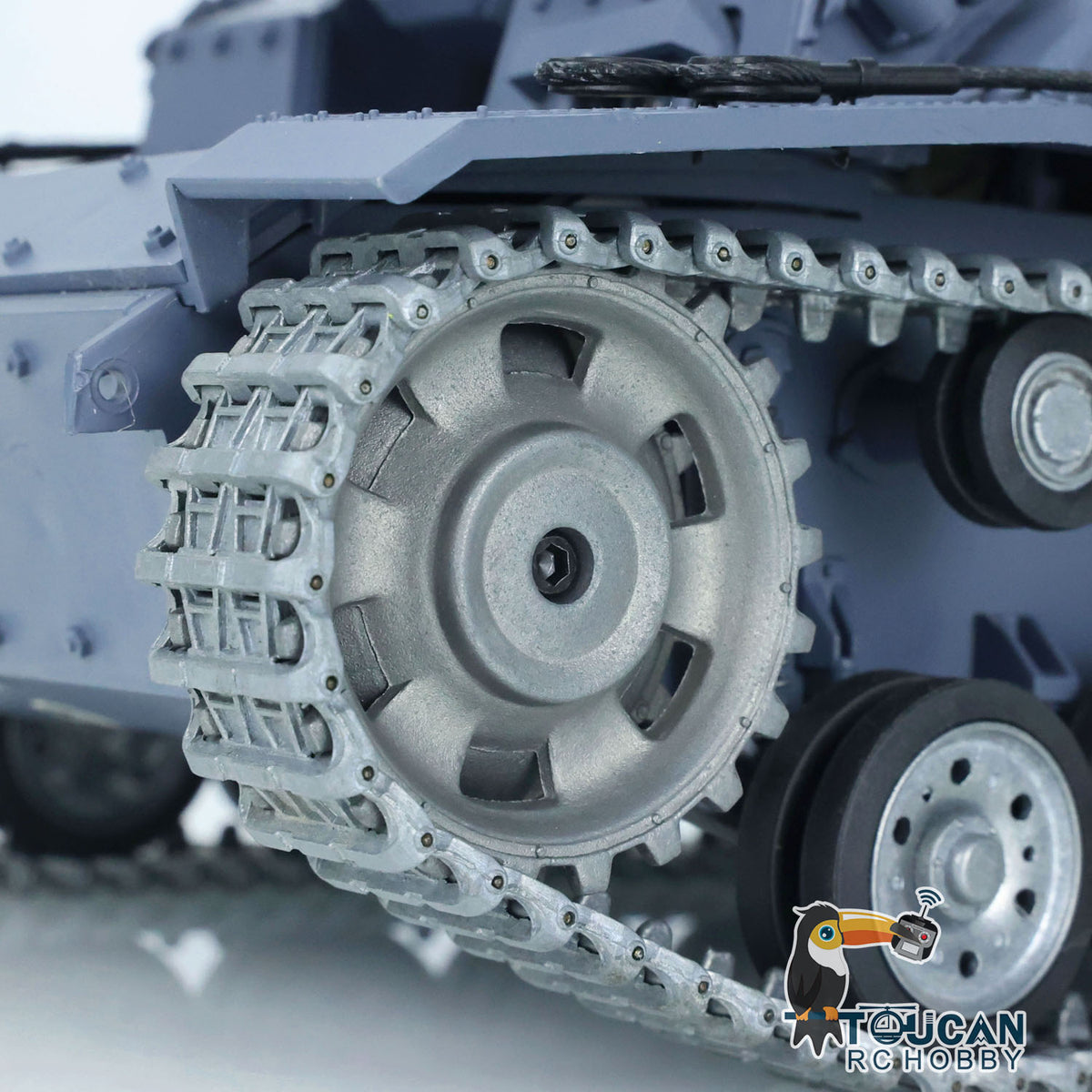 Henglong 1/16 TK7.0 Profession German Stug III 3868 RTR RC Tank IR BB Smoke Unit Metal Tracks Sprockets Idlers Road Wheels Barrel Gearbox