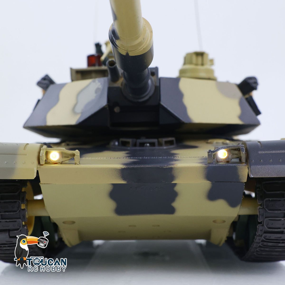 IN Stock Henglong 1/24 Plastic 3816 AbramsM1A2 RC Tank Model with Smoke Infrared Combat Turret Elevation and Depression Sound Light