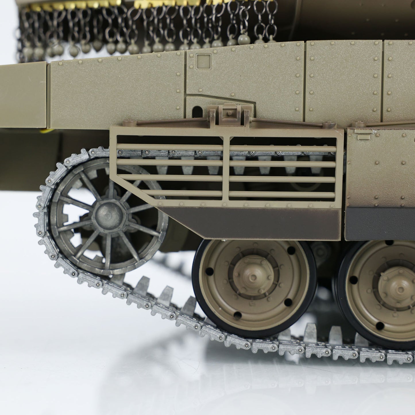 1/16 RC Tank Heng Long Merkava MK IV 3958 Remote Control Battle Tank Upgraded Metal Sprockets Smoke BB Shooting Dual Battery
