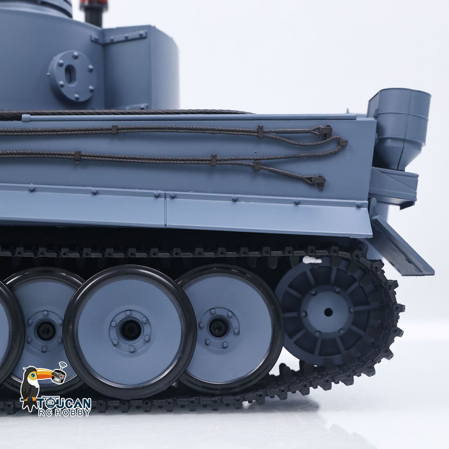 Henglong 1/16 TK7.0 Plastic German Tiger I RTR RC Tank 3818 with FPV BB IR 360 Degrees Turret