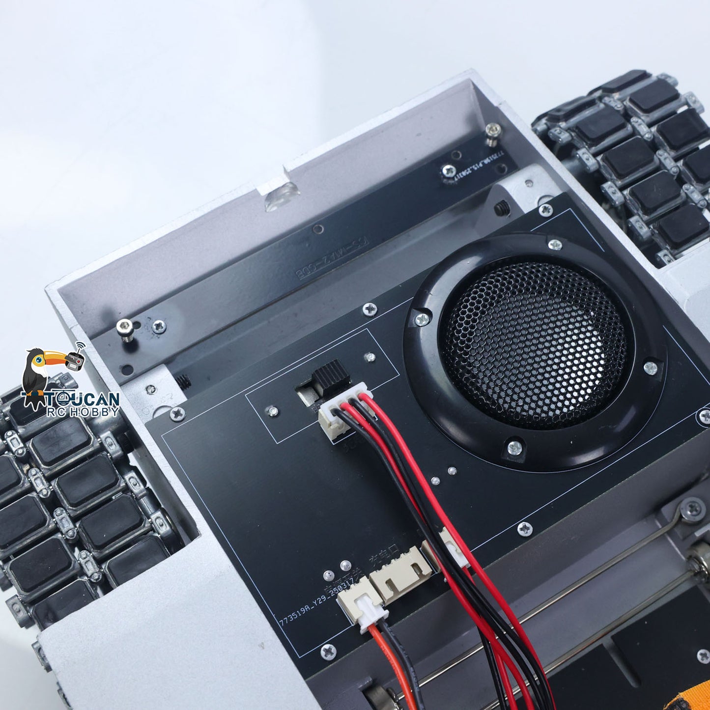 Metal Chassis with Driving Gearbox Road Wheels Speaker Switch for Henglong 1/16 RC Battle Tank USA Abrams M1A2 3918 Model