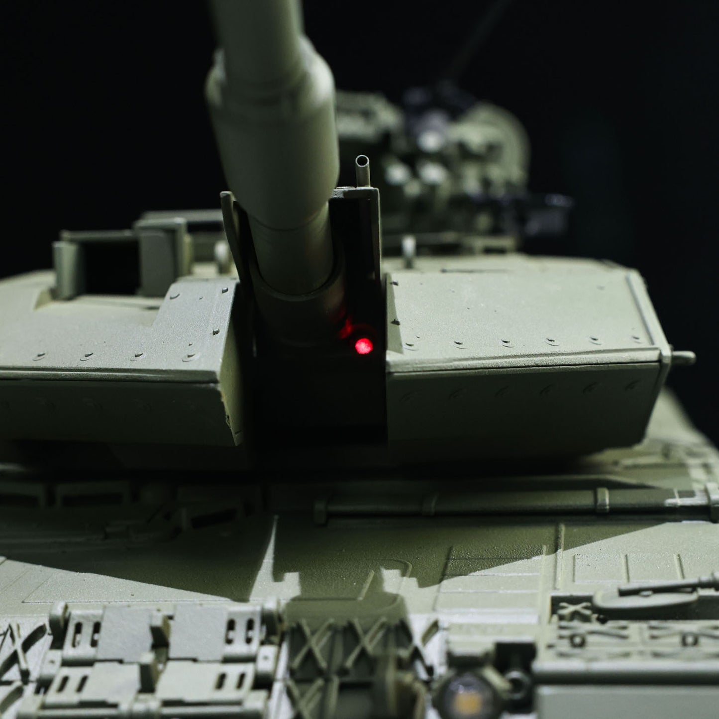 TOUCAN 1/16 Metal 3889 German Leopard A6 RTR RC Tank 360 Degree Turret Electric Periscope Barrel Recoil Smoke Metal Road Drive Idler Wheels