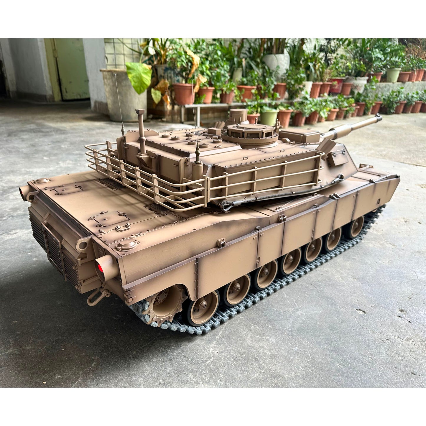 Henglong 1/8 Scale Full Metal RC Tank 3818 3918 With 360 Degree Rotating Turret Telescopic Barrel Assembled Military Battle Vehicle
