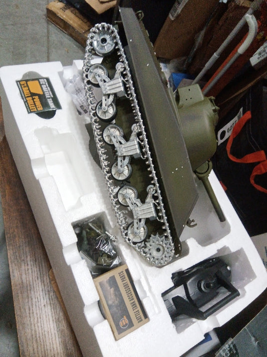 Second Hand Fast Shipping Henglong 1/16 Customized 7.0 3898 M4A3 Sherman RTR RC Tank Barrel Recoil 360 Degree Turret BB IR Smoke Metal Tracks Gearbox Drive Idler Road Wheels