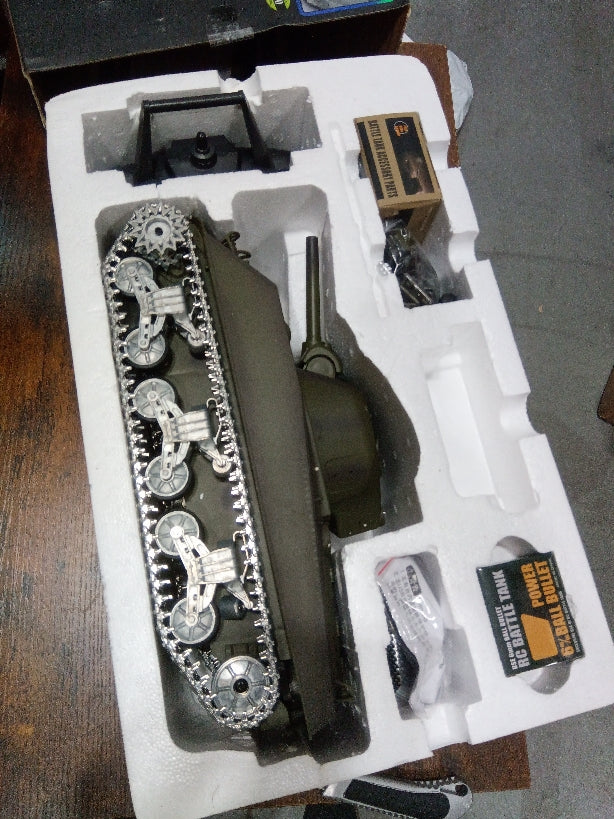 Second Hand Fast Shipping Henglong 1/16 Customized 7.0 3898 M4A3 Sherman RTR RC Tank Barrel Recoil 360 Degree Turret BB IR Smoke Metal Tracks Gearbox Drive Idler Road Wheels