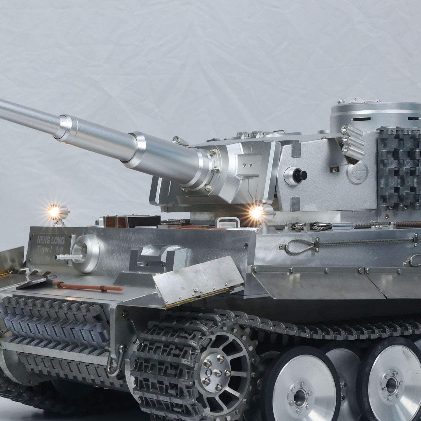 HL Huge Full Metal Tank BB Unit Combat Function