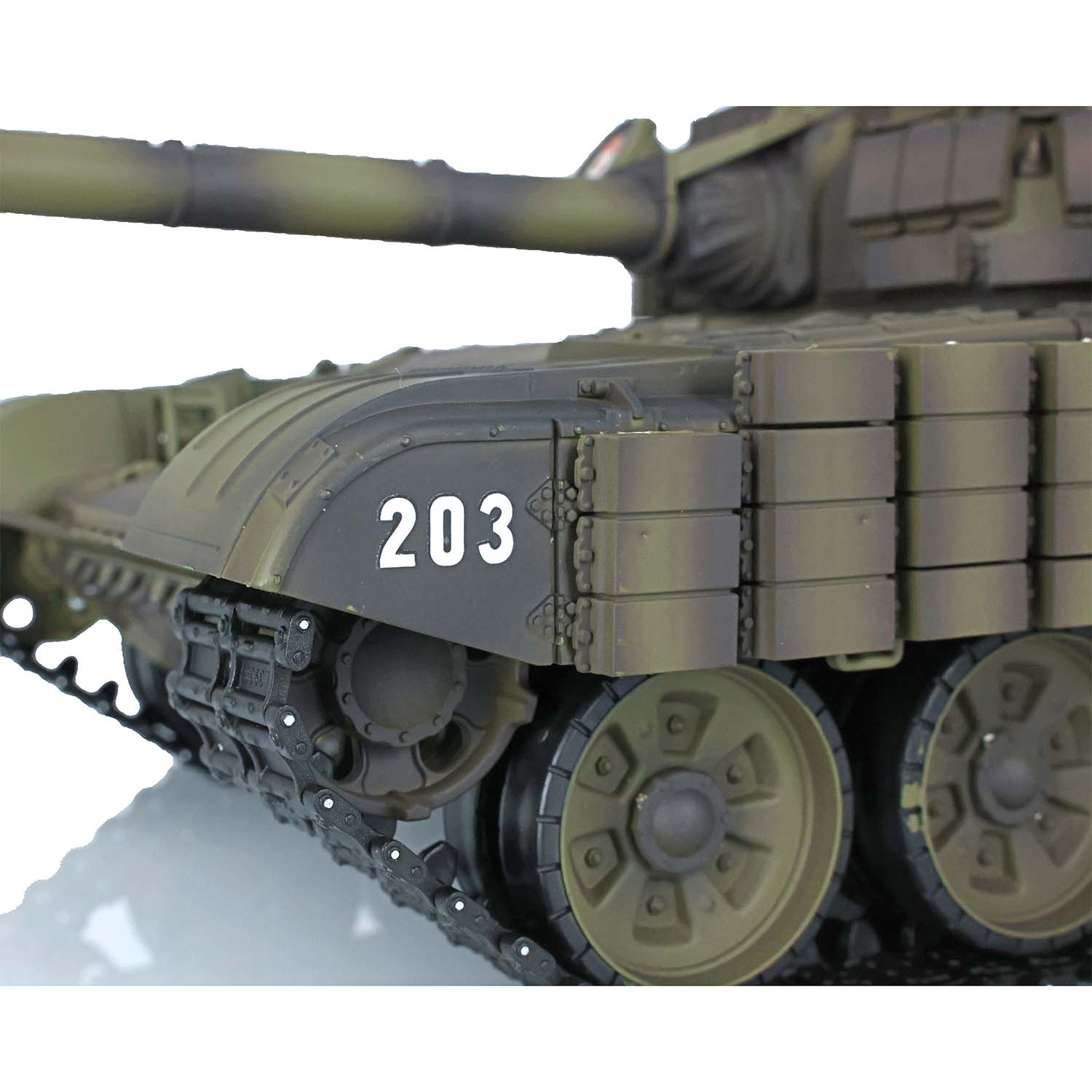 Henglong 1/16 7.0 Plastic 3939 T72 RTR RC Tank Model with Infrared Combat Smoke
