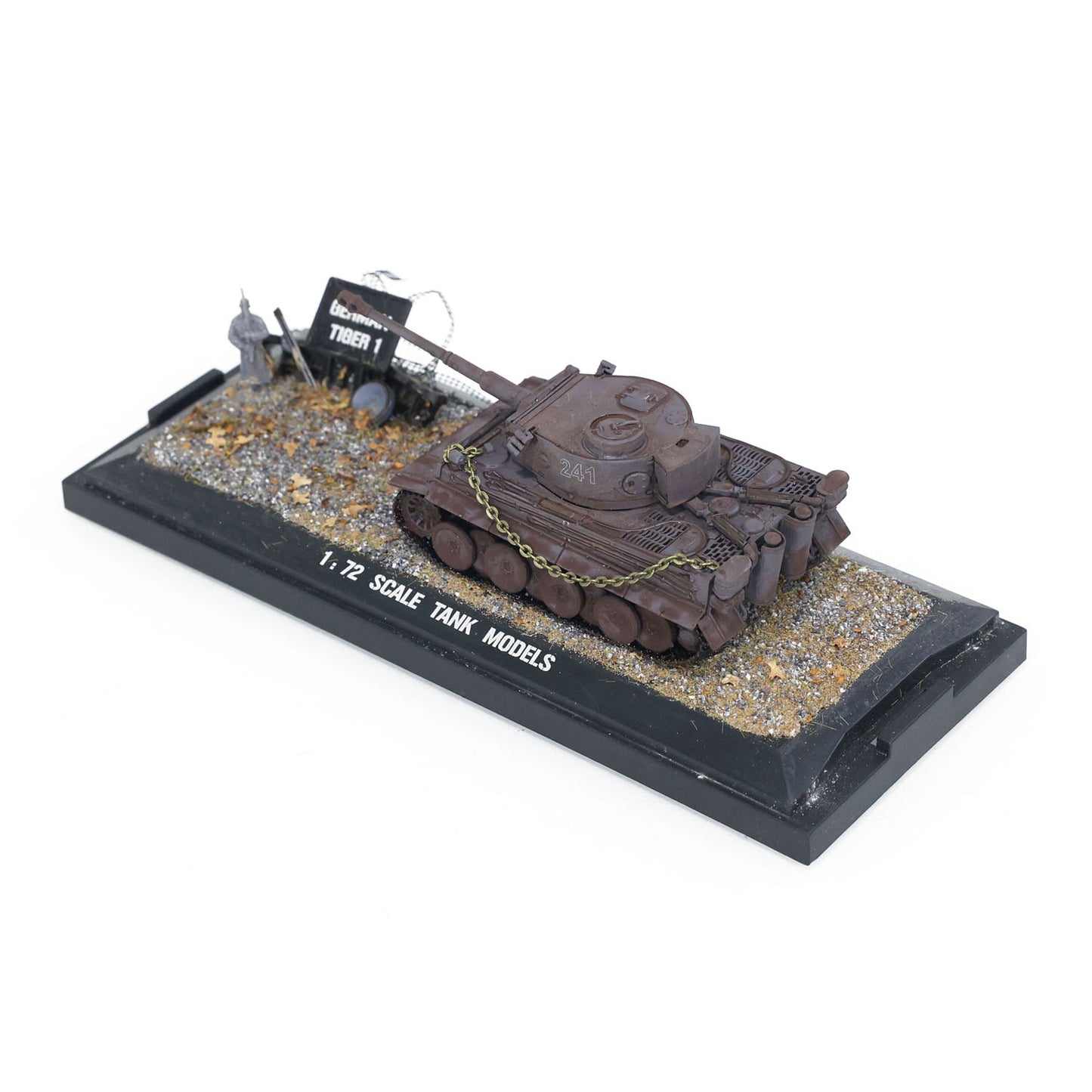 Henglong 1/72 Plastic Germany Tiger I 3818 Static Tank Without Electronic System for Armored Vehicle Collector Enthusiasts