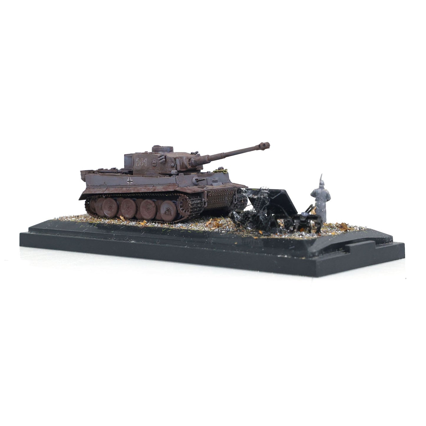 Henglong 1/72 Plastic Germany Tiger I 3818 Static Tank Without Electronic System for Armored Vehicle Collector Enthusiasts