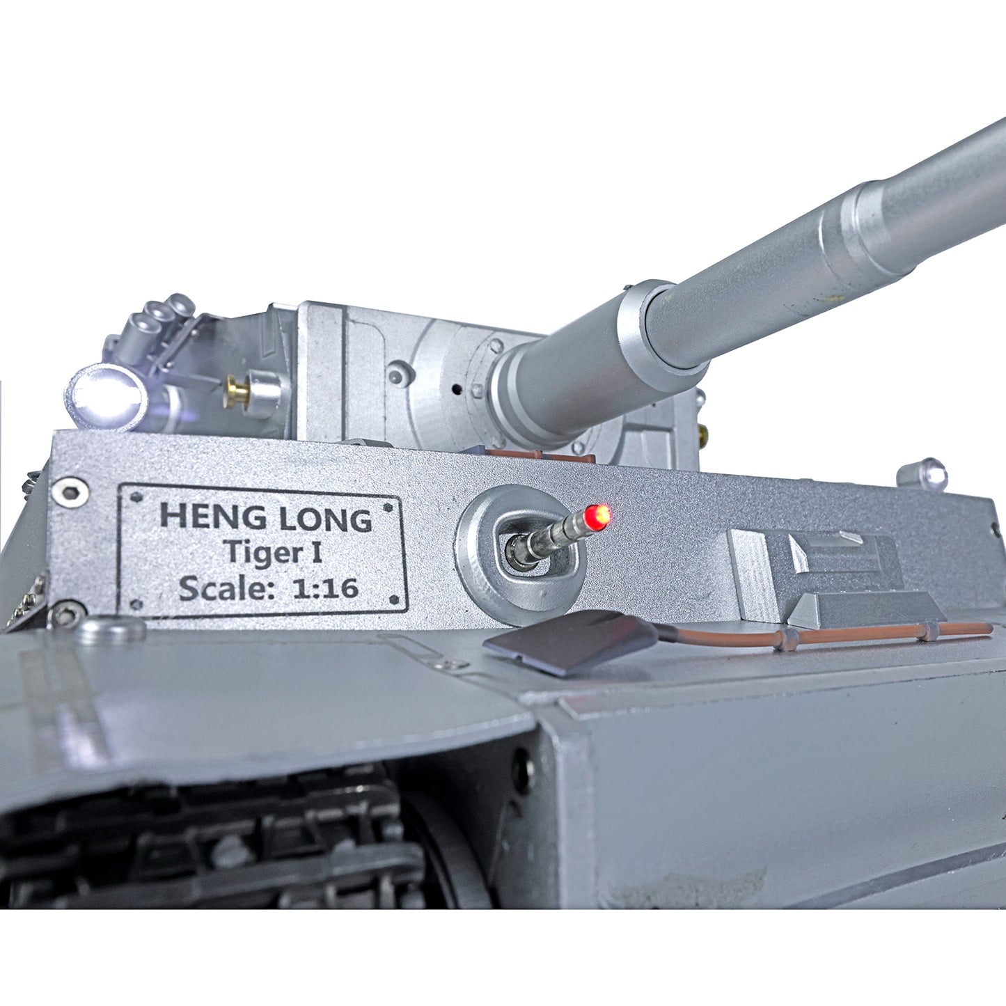Henglong 1/16 Upgraded Full Metal 3818-Pro German Tiger I Ready to Run RC Tank 360 Degree Turret BB IR Smoke Sounds Lights