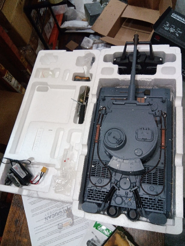 Fast Free Shipping Second Hand US Stock Henglong 1/16 7.0 Tiger I RTR RC Tank 3818 W/ Barrel Recoil Metal Tracks Wheels